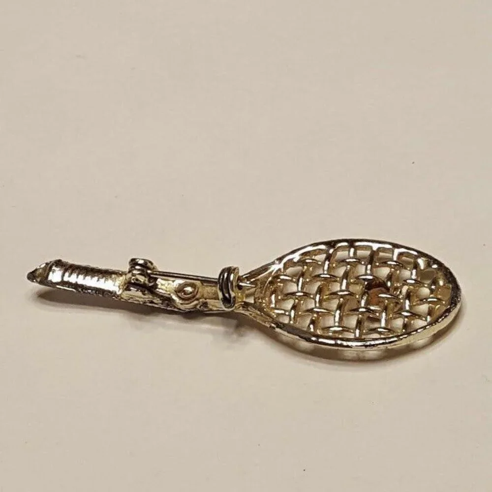 Vintage Brooch Lapel Pin Tennis Racket With Emerald Green Stone Silver Tone - Picture 6 of 9
